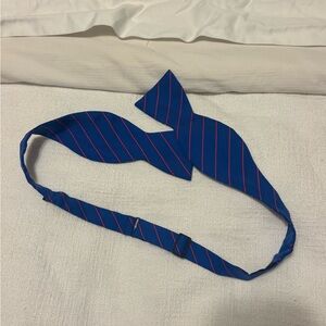 Vineyard Vines Bow tie